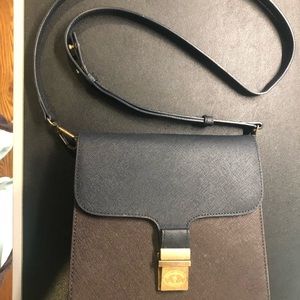Brooks Brothers Leather Crossbody Purse (Pre-Owned)